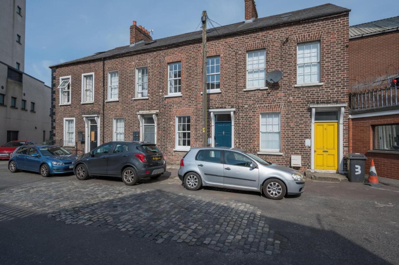 Central Belfast Apartments: Georgian House Exterior photo